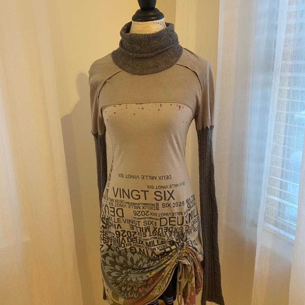 Artistic Long Sleeve Tunic Cotton Dress with Graphic Design Knit Sleeves/Collar